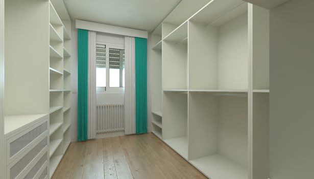 How to better organize your capsule wardrobe so that you have everything you need at hand